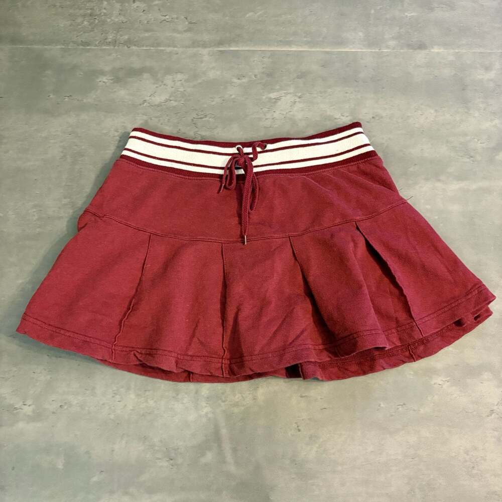 Big Flirt Maroon Pleated Mini Skirt Size Medium